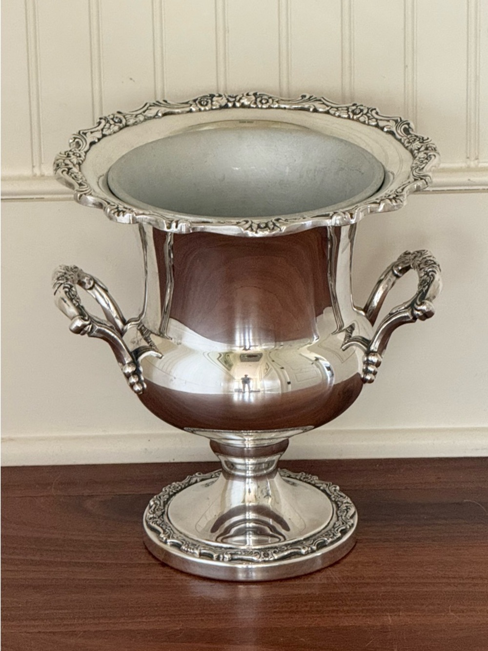 Countess Silverplate Wine Champagne Trophy Ice Bucket Liner Vintage Int’l Silver